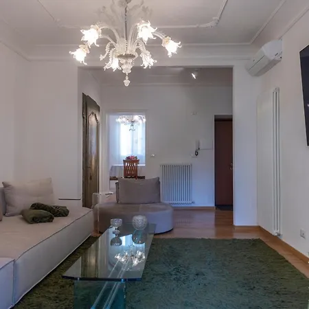 The Rich Man Апартаменты Белладжо