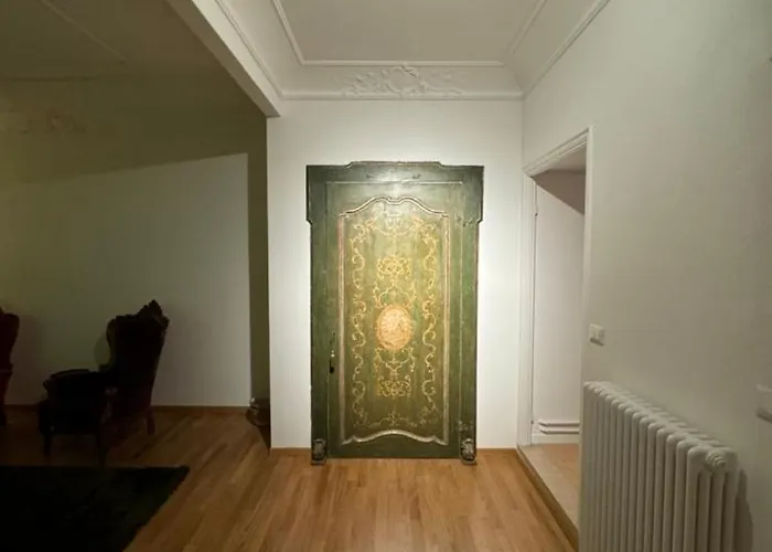 The Rich Man Appartement